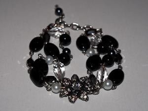 Onyx Glamour Bracelet